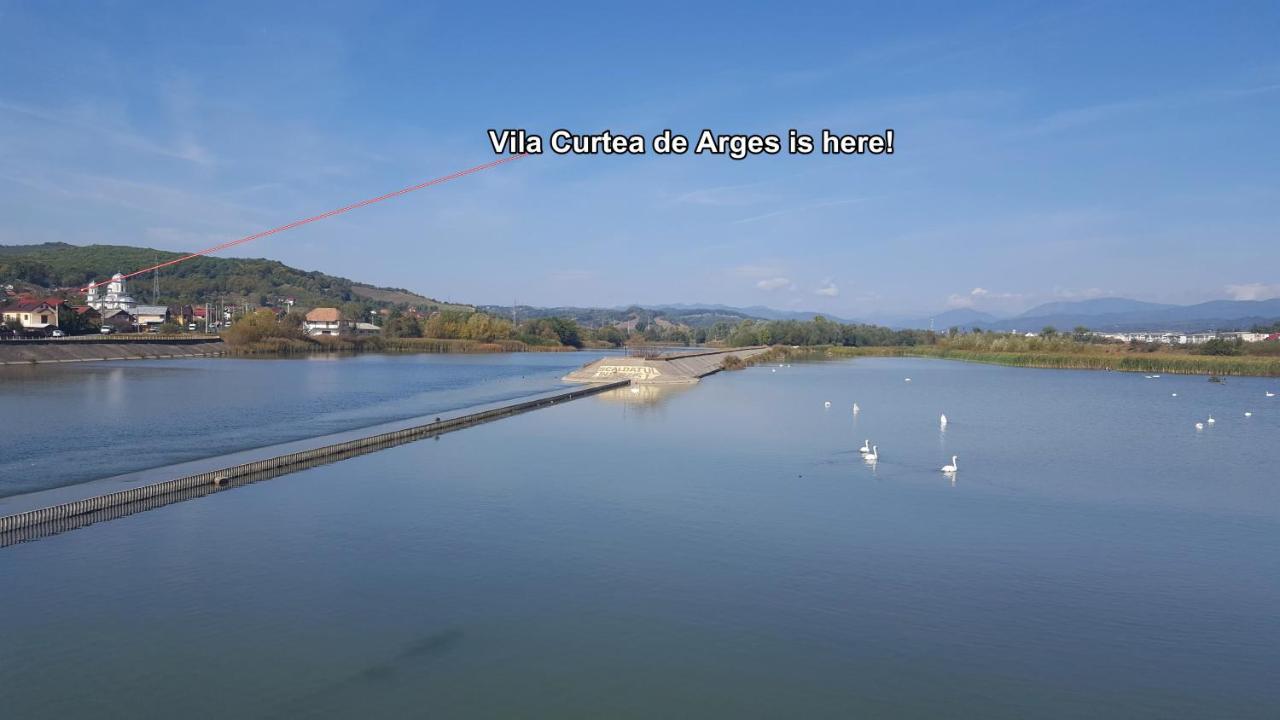 Vila Curtea de Argeş Buitenkant foto